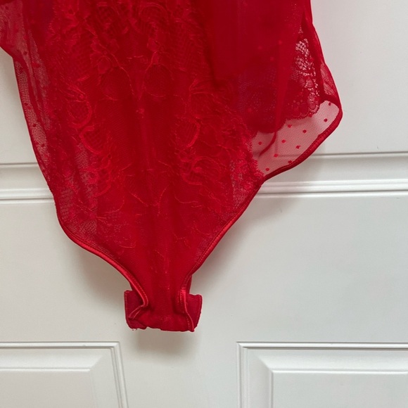 Secret Possessions NWT red lace lingerie bodysuit size 34C - Picture 3 of 5